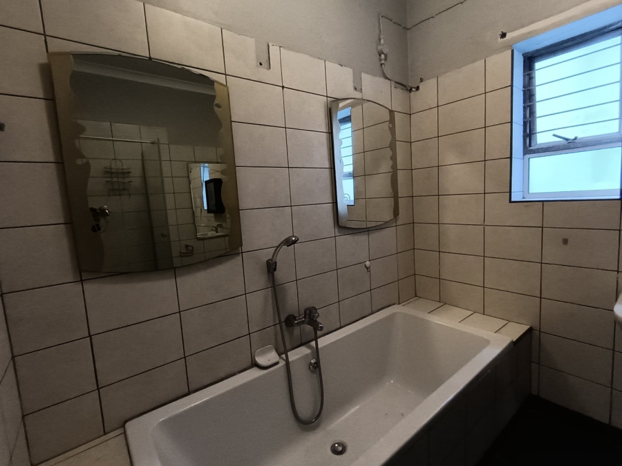 2 Bedroom Property for Sale in Humewood Eastern Cape